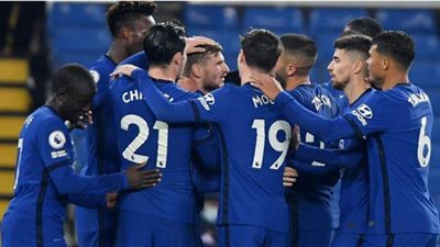 تشيلسي يتصدر الدوري الإنجليزي بثنائية في شباك نيوكاسل