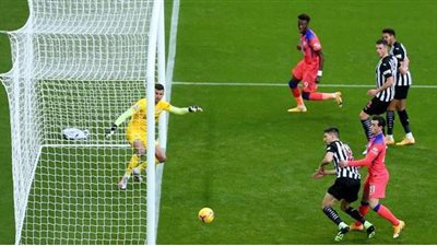 تشيلسي يفوز على نيوكاسل 0/2 ويتصدر الدوري الإنجليزي مؤقتا
