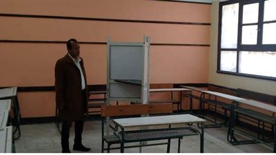 رئيس مركز البدرشين يتفقد جاهزية المدارس لجولة إعادة انتخابات «النواب»