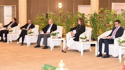 نعمت شفيق في رسالة لشباب مصر: متفائلة بكم وتمسكوا بالتعليم الجيد