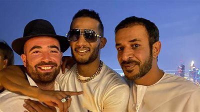 محمد رمضان عن صورته مع الفنان الإسرائيلي: 