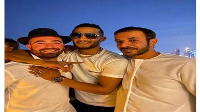 تعليق مثير من المغني الإسرائيلي على صورته مع الفنان محمد رمضان