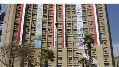 محاكمة مستشار بالمجلس القومي للشباب وكبير أخصائيين تعديا على عاملة