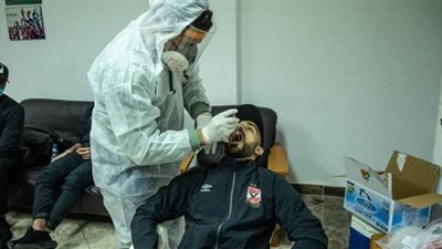الأهلي يُجري مسحة طبية في «التتش»