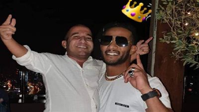 مطرب إسرائيلي جديد ينشر صورة مع محمد رمضان ويعلق: الملك