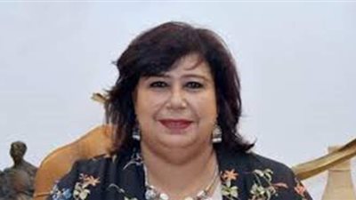 وزيرة الثقافة: نجهز لإقامة معرض القاهرة الدولي  للكتاب رغم كورونا
