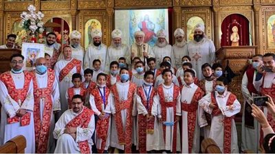 كنيسة العذراء بمدينة نصر تحتفل برسامة شمامسة جدد