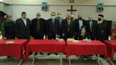 الأنبا باخوميوس يكرم الفائزين في المسابقة البحثية المسيحية بالبحيرة