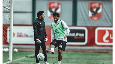 محاضرة أخيرة من موسيماني للاعبي الأهلي قبل مواجهة أبو قير