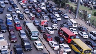 كثافات مرورية على الطرق بالقاهرة والجيزة والإسكندرية الزراعي والدائري