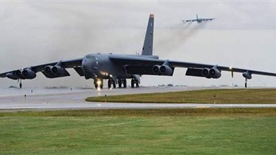 بعد إرسال أمريكا لها إلى الشرق الأوسط .. ما هى قاذفة بي 52؟