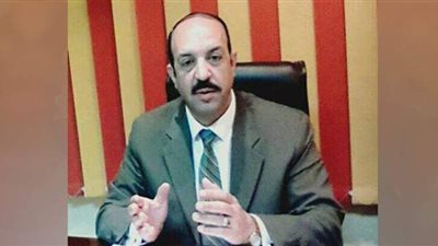 خبير: الأداء السيئ للبورصة يستوجب طروحات كبيرة.. والإعلان عن تخفيض الغاز للصناعة