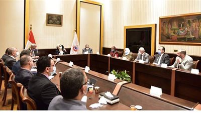 وزيرة الصحة تؤكد توفر مخزون كاف من الأدوية استعدادًا للموجة الثانية لكورونا