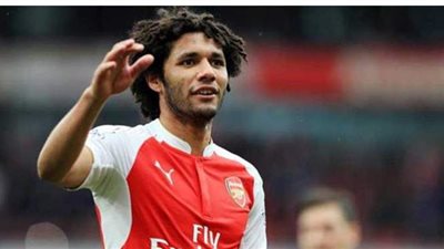 ضياء السيد: عادل عبد الرحمن سبب رحيل محمد النني من الأهلي