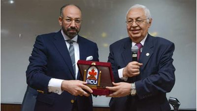 احتفالية كبرى في جامعة الأهرام الكندية بالدكتور حسام المندوه لفوزه بعضوية النواب