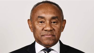 فيفا يعاقب رئيس الاتحاد الإفريقي بالإيقاف 5 سنوات بتهمة الفساد المالي