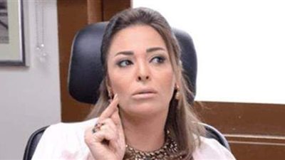 داليا البحيري  عن  إصابة زوجها بكورونا: أول ما سخن طبطبت عليه ورحت نمت على الكنبة (فيديو)