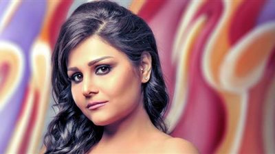 وعكة صحية تضع وعد البحرى على الجهاز التنفسى | فيديو