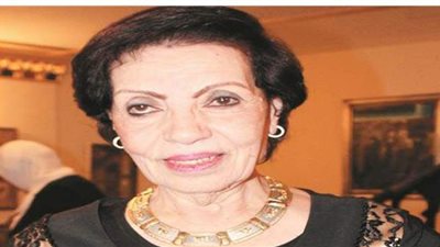 رجاء حسين: أخاف من الوقوف أمام المرآة.. و