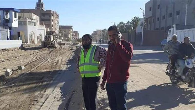 جانب من عملية الرصف