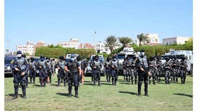 انتشار أمنى مكثف بالمحافظات.. وانتظام حركة السيارات بشوارع القاهرة والجيزة