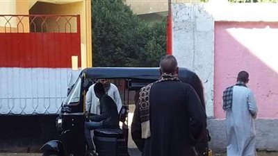 إقبال متوسط على لجان الاقتراع في ثاني أيام جولة الإعادة بانتخابات النواب بأسيوط | صور