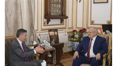 رئيس جامعة القاهرة يستقبل مدير المكتب الإقليمي للوكالة الجامعية الفرنكوفونية