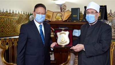وزير الأوقاف ورئيس 