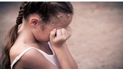 عمرها 4 سنوات.. الأب المتهم بتعذيب طفلته في أوسيم: كنت بعلمها الأدب