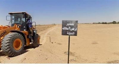 لجنة استرداد أراضي الدولة تسلم 22 ألف عقد تقنين