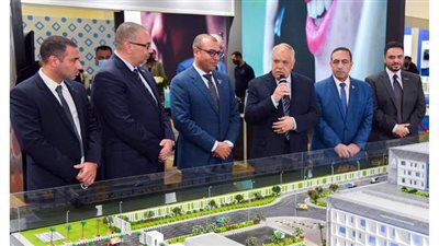 رئيس العربية للتصنيع يشهد توقيع اتفاق إنشاء مصنع بنية للكابلات