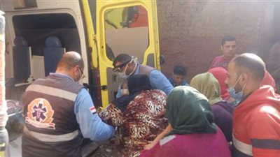 بعد انفراد فيتو بنشر قصتها.. تشكيل فريق طبي لعلاج عزيزة 