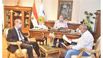 تنفيذ مشروعات رصف بتكلفة 360 مليون جنيه بقرى ومراكز أسيوط