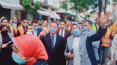 السيسى يكلف بنقل سكان عقار الإسكندرية المائل لـ