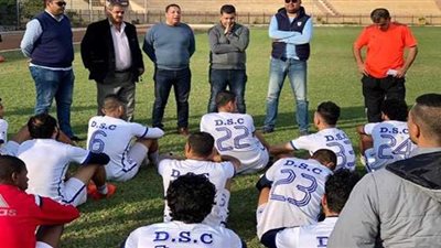 مجلس دمنهور يؤازر اللاعبين فى التدريبات قبل مواجهة حرس الحدود | صور