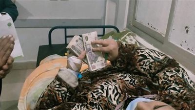 وصول إعانة محافظة المنوفية ووزارة التضامن للسيدة عزيزة | صور