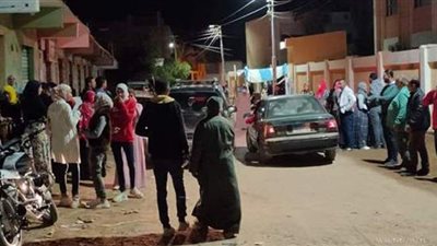 زحام أمام لجان الانتخابات بالوادى الجديد قبل الغلق | صور