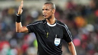 مصدر بالكاف: الزامبي جاني سيكازوي حكما للفيديو فى نهائي دوري الأبطال الافريقي