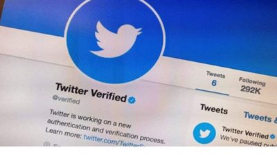 تويتر يبدأ في التحقق من المستخدمين قريبا.. تعرف على شروط توثيق حسابك