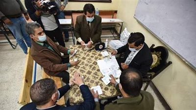 الحصر العددي لأصوات المرشحين باللجنتين 18 و 49  بدائرة البدرشين