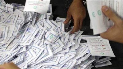 الحصر العددي لأصوات المرشحين بـ٣ لجان فرعية في الدائرة الثالثة بأسيوط