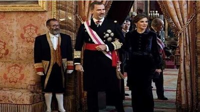 ملك إسبانيا يدخل الحجر الصحي بسبب لقائه مصابا بكورونا