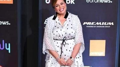 إلهام شاهين: 