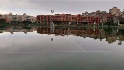 الأمطار تلغي لقاء الحمام مع الجزيرة بعد غرق ملعب المدينة الشبابية