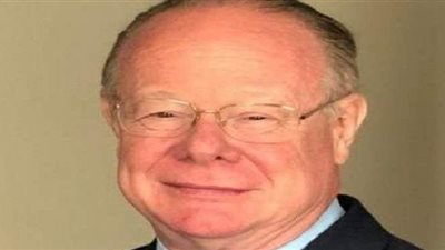 سفير أيرلندا سعيد بهطول المطر على القاهرة| فيديو