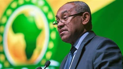 في بيان رسمي.. أحمد أحمد يرد على قرار إيقافه