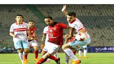 شوبير يكشف أسماء المصابين بكورونا بعد مسحة الكاف للأهلي والزمالك