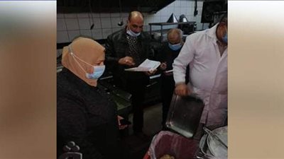 إعدام 1250 كيلو لحوم وأغذية غير صالحة في الدقهلية | صور