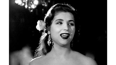 صباح تعترف: خلاعة المطربة مسئولية الملحن