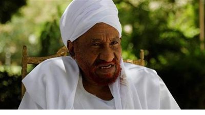 كان حالة جدلية في السودان وخارجه.. 10 معلومات عن الصادق المهدي بعد وفاته بكورونا